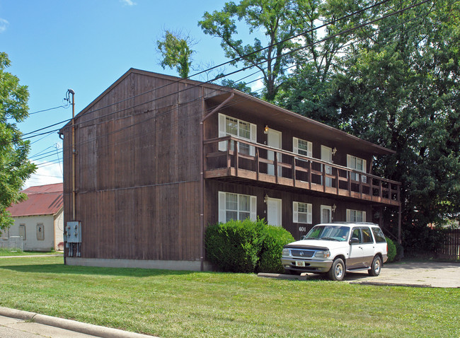 601 29th St in Parkersburg, WV - Foto de edificio - Building Photo