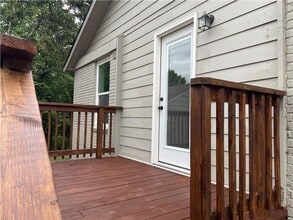 523 S Maple St in Siloam Springs, AR - Building Photo - Building Photo