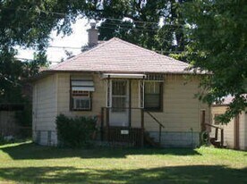 7127 Maplewood Ave in Hammond, IN - Building Photo