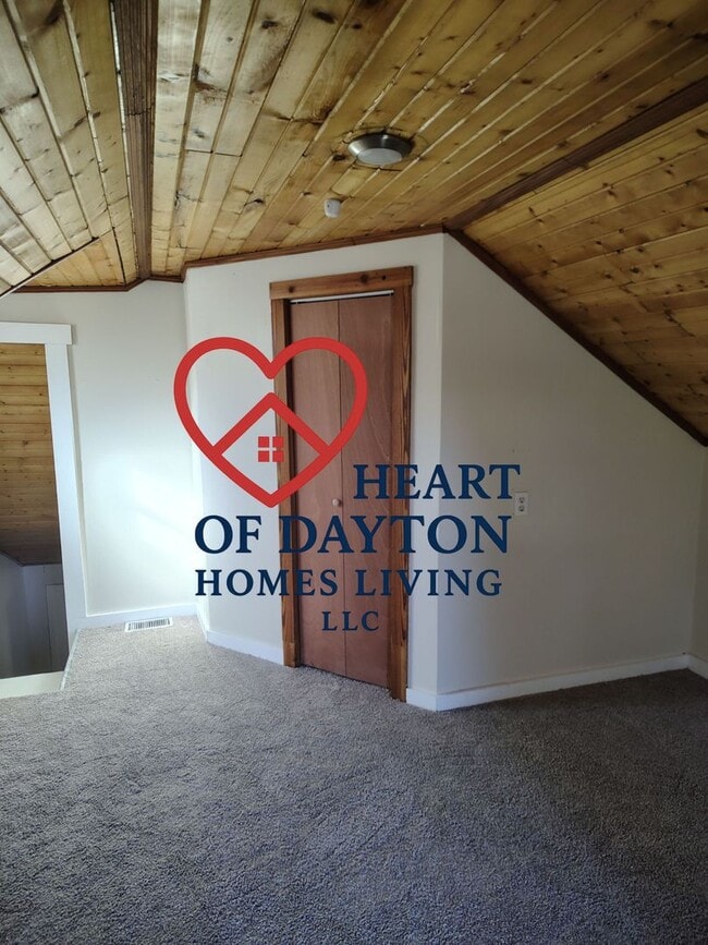 31 W Great Miami Blvd in Dayton, OH - Building Photo - Building Photo