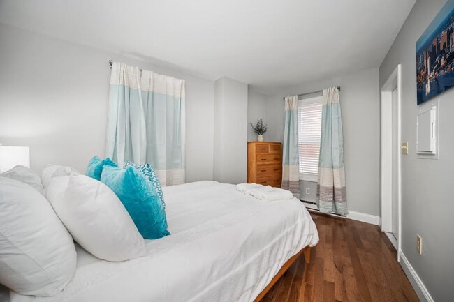 19 Clark St, Unit SI ID1364246P in Boston, MA - Building Photo - Building Photo