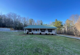 2111 Frst Rdg Rd in Prattville, AL - Building Photo - Building Photo