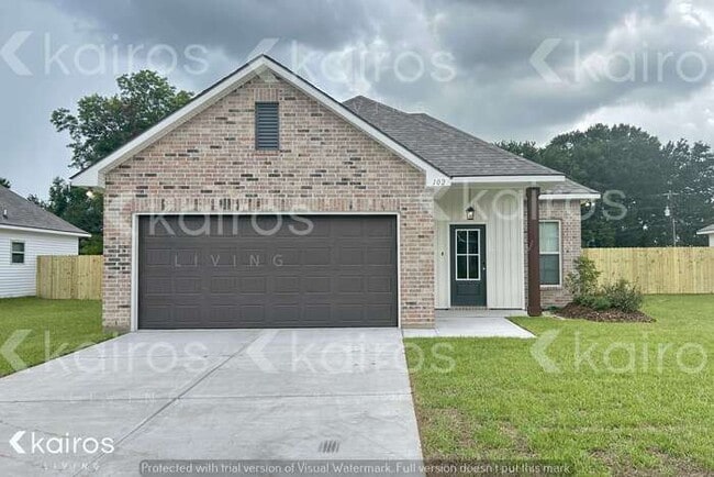 property at 102 Carencro St
