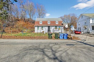 158 Cliff St in Norwich, CT - Building Photo