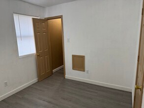 15090 Hwy 165 in Kinder, LA - Foto de edificio - Building Photo