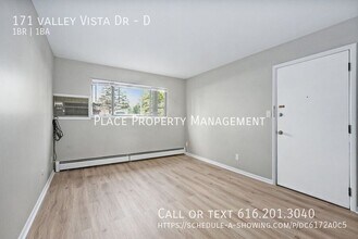 171 Valley Vista Dr in Lowell, MI - Building Photo - Building Photo