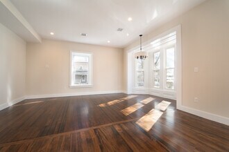 17 Playstead Rd, Unit 1 in Boston, MA - Building Photo - Building Photo