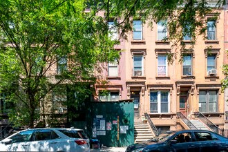 53 W 119th St in New York, NY - Building Photo - Building Photo