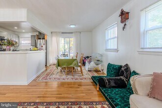 5626 Hershey Ln in Alexandria, VA - Building Photo - Building Photo