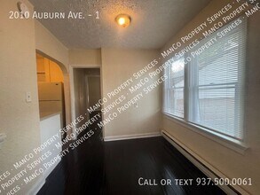 2010 Auburn Ave in Dayton, OH - Building Photo - Building Photo