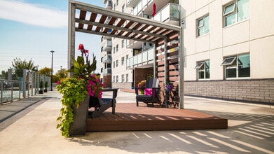 616 Strathcona St in Winnipeg, MB - Building Photo - Building Photo