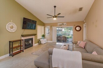 858 Weatherly Ct in Longwood, FL - Building Photo - Building Photo