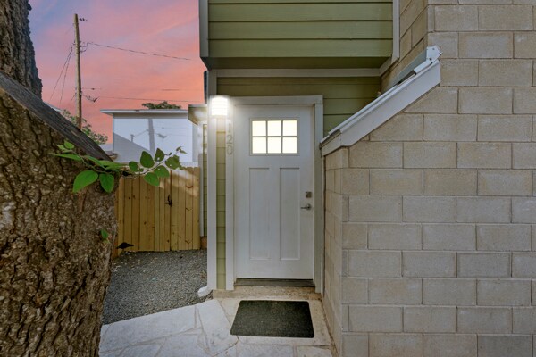3601 Menchaca Rd, Unit 120 in Austin, TX - Building Photo - Building Photo