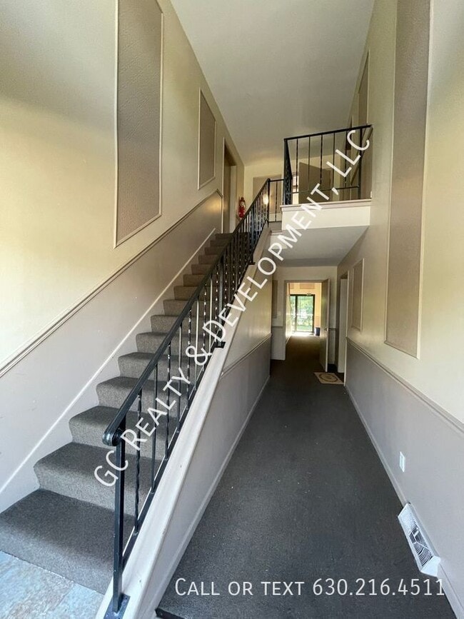 13 Simpson St in Geneva, IL - Building Photo - Building Photo