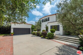 14226 Chandler Blvd in Los Angeles, CA - Building Photo - Building Photo