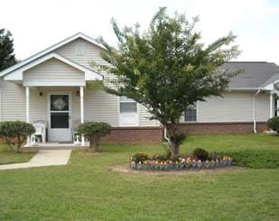 Windsor Village Apartments in Windsor, NC - Foto de edificio