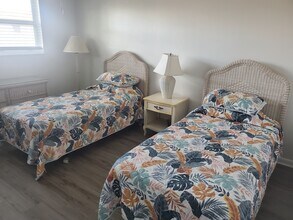2950 SE Ocean Blvd, Unit 8-6 in Stuart, FL - Building Photo - Building Photo