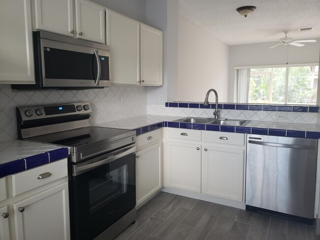 property at 6945 Stoney Creek Cir