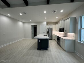 7255 Saona CT in Naples, FL - Building Photo - Building Photo