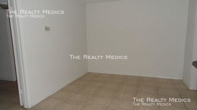 2406 Branch Way in Maitland, FL - Building Photo - Building Photo