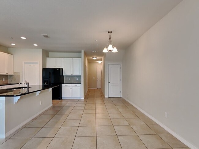 7503 Aloma Pines Ct in Winter Park, FL - Foto de edificio - Building Photo