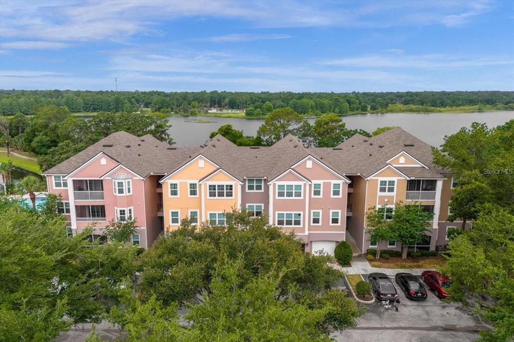 3250 Corona Village Way in Orlando, FL - Building Photo