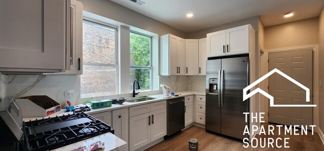 2552 S Central Park Ave in Chicago, IL - Building Photo - Building Photo