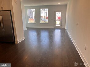 233 Aaron Truehart Wy in Ewing Township, NJ - Building Photo - Building Photo