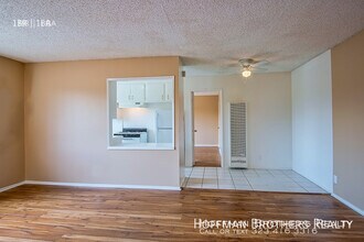 13218 Barbara Ann St, Unit 7 in Los Angeles, CA - Foto de edificio - Building Photo