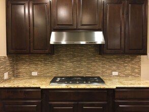 1605 Terrace View Dr in Cedar Park, TX - Foto de edificio - Building Photo