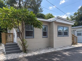 5680 28th St N in St. Petersburg, FL - Building Photo
