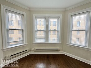 3820 N Greenview Ave, Unit 1 in Chicago, IL - Building Photo - Building Photo