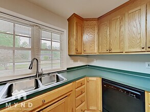 618 Kilbart Ct in Bessemer City, NC - Building Photo - Building Photo