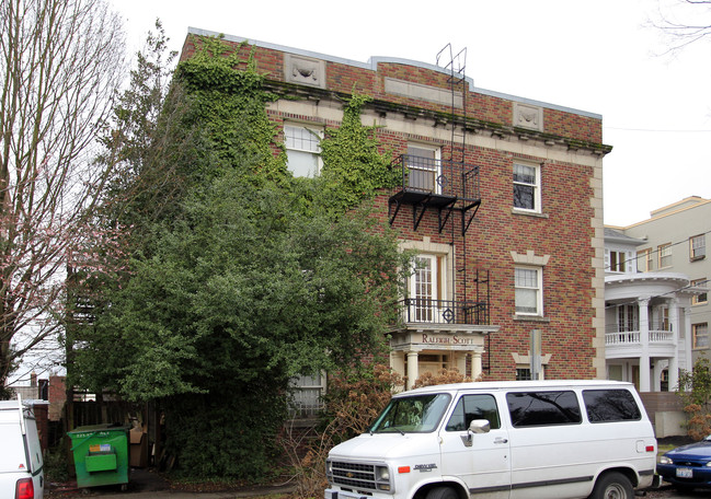 Raleigh-Scott in Seattle, WA - Foto de edificio - Building Photo