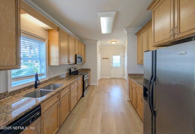 411 3rd St N in Jacksonville Beach, FL - Building Photo - Building Photo