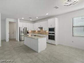 11650 Russet Trl in Ft. Myers, FL - Building Photo - Building Photo