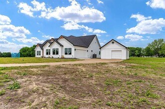 3756 I-30 Frontage Rd in Greenville, TX - Building Photo - Building Photo