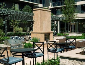 112 San Antonio St in Austin, TX - Building Photo - Building Photo