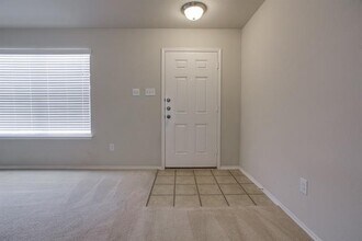 552 Crystal Springs Dr in Fort Worth, TX - Building Photo - Building Photo