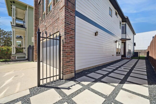 839 Herkimer St in Houston, TX - Building Photo - Building Photo