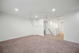 30022 Cottage Ln in Lake Elsinore, CA - Building Photo - Building Photo