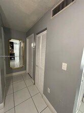 7208 Fairway Dr in Miami Lakes, FL - Building Photo - Building Photo