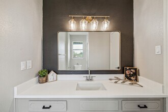 8414 N Tahoe Dr in Jersey Village, TX - Building Photo - Building Photo