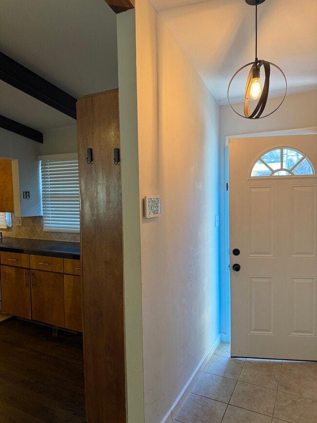 1117 Montclair Rd in Birmingham, AL - Building Photo - Building Photo