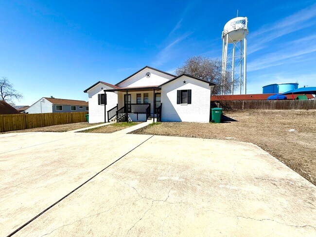 509 Meadow Forge in Converse, TX - Building Photo - Building Photo