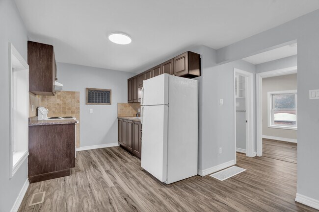 270 Elizabeth St in Guelph, ON - Building Photo - Building Photo