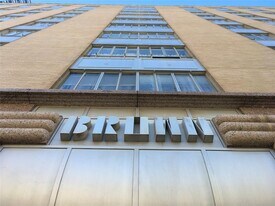 710 Colorado St in Austin, TX - Building Photo