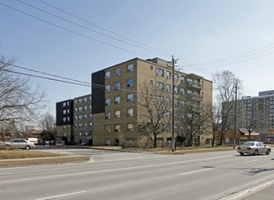 709 KENNEDY APARTMENTS in Toronto, ON - Building Photo - Building Photo