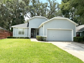 12227 NW 8th Pl in Newberry, FL - Building Photo - Building Photo
