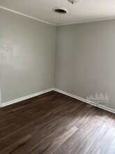 1240 Robin Hood Ln in Memphis, TN - Building Photo - Building Photo